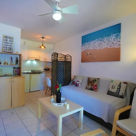 Seafront Spirit Apts Apartment